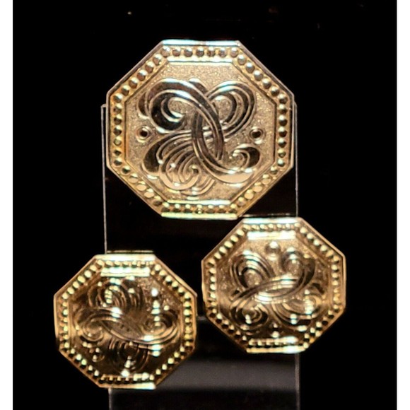 MCM Octogonal Clip On Earrings Brooch Set Gold Tone Engraved Victorian Style VGC - Picture 2 of 14